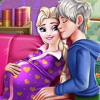 pregnant_elsa_baby_birth Játékok